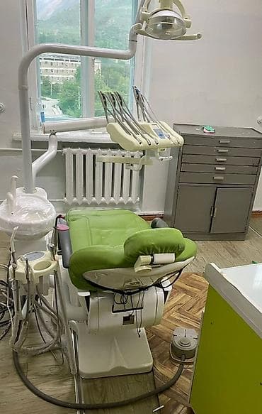 эндоскоп цена: Стоматологическая установка с креслом и стойкой инструментов Комплект — 4