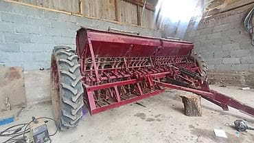 Зерновая сеялка прицепная - Тип: механическая рядная сеялка для