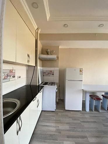 токмок продается квартира: 2 комнаты, С мебелью частично — 3