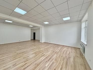 Аренда офисов, 57 м², В жилом комплексе, 1 линия — 2