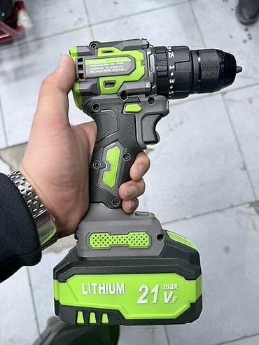 Инструменты: Аккумуляторная дрель-шуруповерт 21V (Li-ion) - Питание: литий-ионный — 1