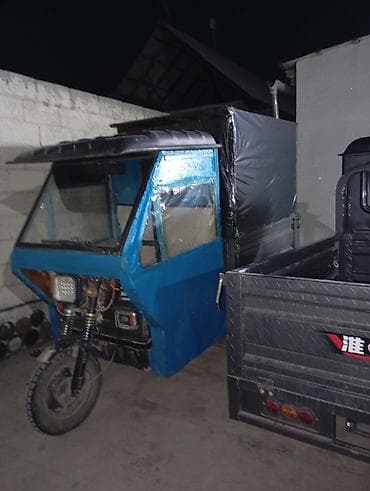 водные скутеры: Toyota 4Runner: 2023 г., 0.1 л, Робот, Электромобиль, Внедорожник — 3