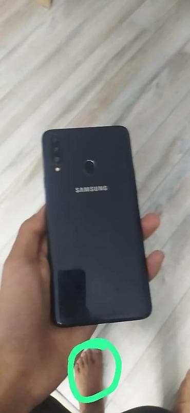 redmi note 4: Смартфон Samsung (серия Galaxy A, черный цвет) Основные — 1