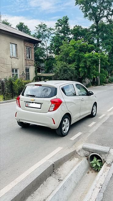 Продажа авто: Chevrolet Spark: 2018 г., 1 л, Автомат, Бензин, Хэтчбэк — 6