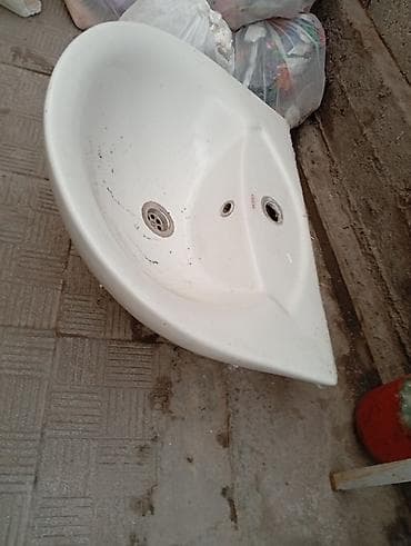 угловая мойка: Раковина для ванной, Особенности: Глянцевое, Угловая форма, Материал: Керамика — 2