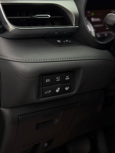Toyota Highlander: 2021 г., 2.5 л, Автомат, Гибрид, Кроссовер