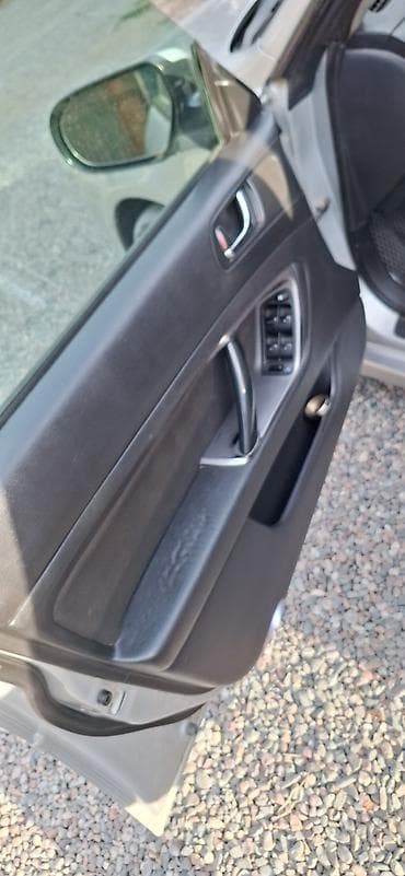 colf 3: Subaru Legacy: 2006 г., 2.5 л, Автомат, Бензин, Седан — 7