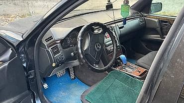Mercedes-Benz E-Class: 1995 г., 3.2 л, Автомат, Газ, Седан — 6