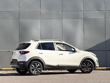 Продажа авто: Kia Stonic: 2019 г., 1.4 л, Автомат, Бензин, Кроссовер — 2
