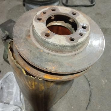 лэндкрузер: Тормозные диски Супорта Передние ЛэндКрузер 70 серии За всё — 1