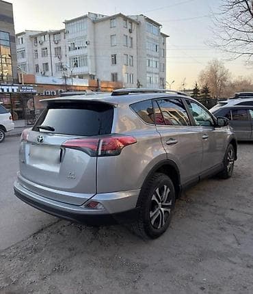 Toyota RAV4: 2017 г., 2.5 л, Автомат, Газ, Кроссовер — 2