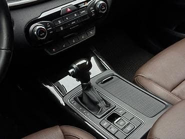 Продажа авто: Kia Sorento: 2017 г., 2 л, Автомат, Дизель, Кроссовер — 8