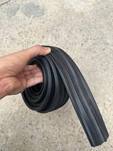 дверь 220: Уплотнитель двери Комплект Toyota, Новый — 6