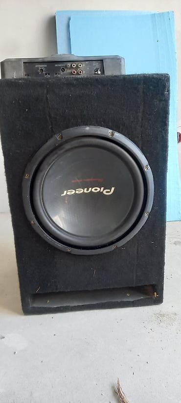 pionee: Автомобильный сабвуфер Pioneer в корпусе + усилитель Kenwood - — 1