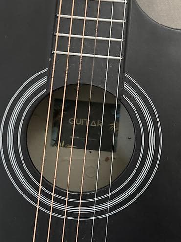 gitara lakewood: ПРОДАЕТСЯ ГИТАРА черного цвета в хорошем состоянии, в комплекте есть — 2