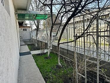 2 6: Продается пол Дома 4 комнаты с Участком Район Киркомстрома по ул — 9