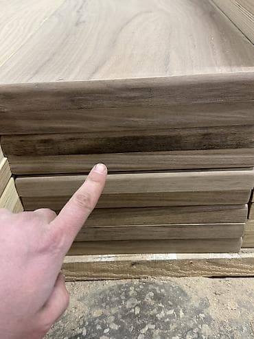 Даяр тепкичтер үчүн тепкичтер: Даяр тепкич үчүн тепкич, Материалы: Жыгач, Жабуусу: Шпондоо — 7