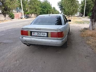 Унаа сатуу: Audi 100: 1991 г., 2.3 л, Кол менен иштөөчү, Бензин, Седан — 4
