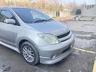 Toyota: Toyota Ist: 2002 г., 1.3 л, Автомат, Бензин, Хэтчбэк — 2