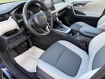 Унаа: Toyota RAV4: 2019 г., 2.5 л, Вариатор, Гибрид, Кроссовер — 10
