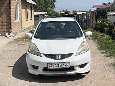 туманики 210: Honda Fit: 2010 г., 1.5 л, Автомат, Бензин, Хэтчбэк — 3