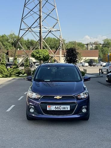 Продажа авто: Chevrolet Spark: 2016 г., 1 л, Автомат, Бензин, Хэтчбэк — 2