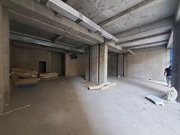 Коммерциялык мүлк: Кеңселерди сатуу 134 м², Ремонтсуз, Эмерексиз, Көп кабаттуу имарат, 1 кабат — 2