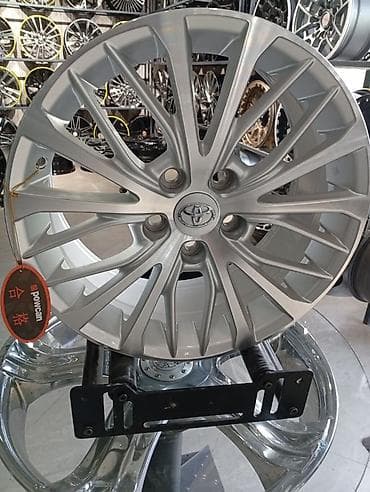 Литые Диски R 18 Toyota, отверстий - 5 at lalafo.kg Литые Диски R 18 Toyota, отверстий - 5