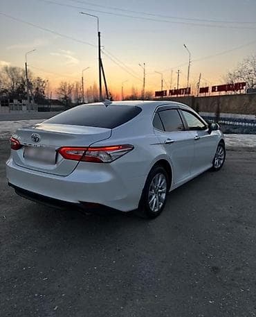 японский авто: Toyota Camry: 2021 г., 2.5 л, Автомат, Бензин, Седан — 8
