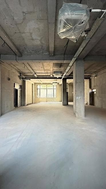 200: Продажа офисов 176 м², Без мебели, Бизнес центр, 1 этаж — 1