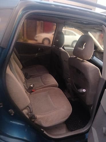 jet ski: Nissan Almera Tino: 2001 г., 2 л, Автомат, Бензин, Хэтчбэк — 7