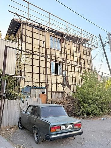 Коммерческая недвижимость: Сдаю 3 этажное здание общей площадью 750 м2 . Каждый этаж по 250 м2 — 2