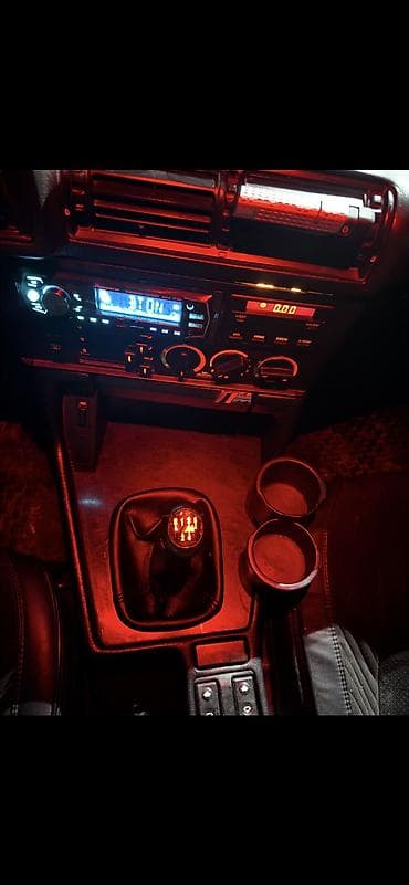 балено: BMW 5 series: 1993 г., 2.9 л, Механика, Бензин, Седан — 5