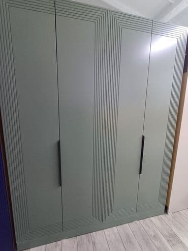 Кухонные шкафы: Шкафы в наличии. Размер 1,7 / 2,3 1,8 / 2.3 Материал МДФ ( крашеный — 1