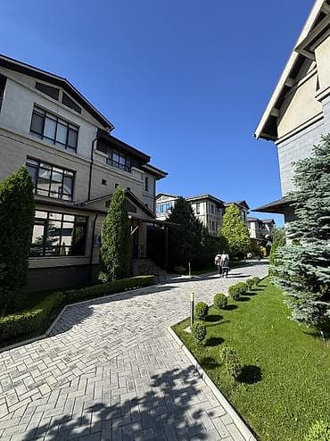 3 комнаты, 197 м², Индивидуалка, 3 этаж, Евроремонт