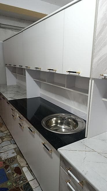 Мебельные гарнитуры: Кухонные гарнитуры с фасадами под камень - Комплект включает нижние — 4