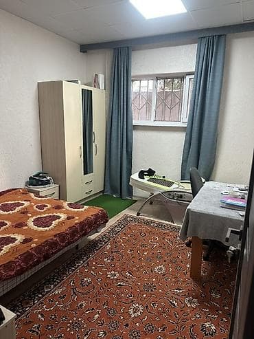 Квартиры: 3 комнаты, 80 м², 106 серия, Цокольный этаж этаж, Косметический ремонт — 2