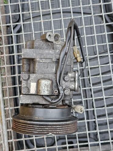 промышленный компрессор: Компрессор Mazda 1997 г., Б/у, Оригинал, Германия — 3