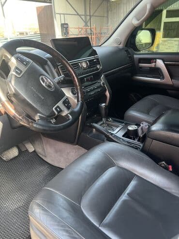 срочно продаю в связи с переездом: Toyota Land Cruiser: 2011 г., 4.7 л, Бензин, Жол тандабас — 4