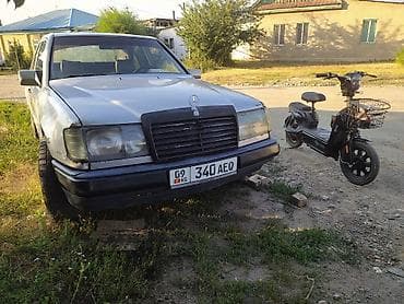 Транспорт: Mercedes-Benz W124: 1990 г., Седан — 2