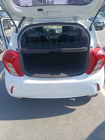 audi tt: Chevrolet Spark: 2018 г., 1 л, Вариатор, Бензин, Хэтчбэк — 6
