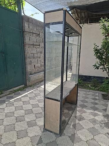 Витрина Для одежды, С подсветкой, 200 см * 110 см * 50 см at lalafo.kg Витрина Для одежды, С подсветкой, 200 см * 110 см * 50 см