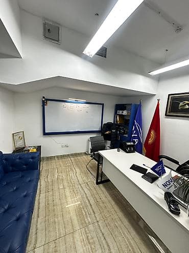 офисы в аренду: Аренда офисов, 170 м², В бизнес центре, 1 линия, С оборудованием, С системой безопасности — 4
