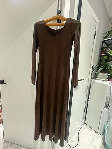 платья с накидкой: Капсульный набор женских платьев (несколько моделей и цветов) Состав — 3