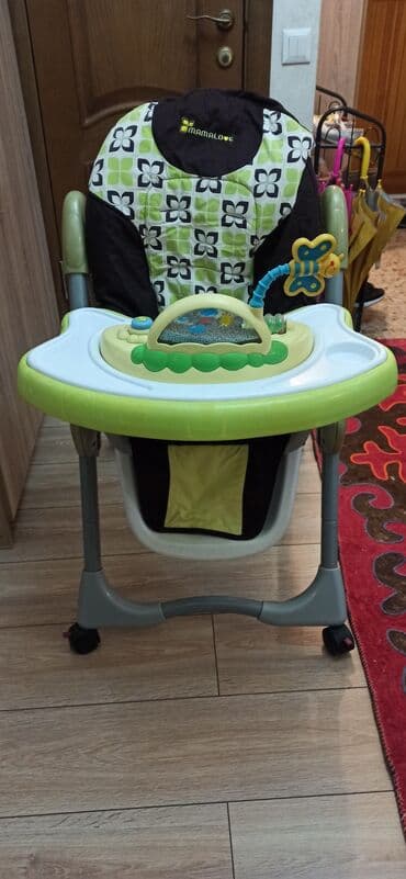 Детский стульчик для кормления в очень хорошем состоянии, все