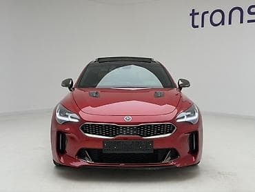 красная машина: Kia Stinger: 2021 г., Фастбек — 1