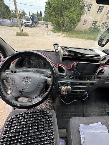продажа эвакуатор спринтер: Легкий грузовик, Mercedes-Benz, 3 т, Б/у — 7