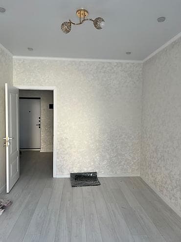 flat osh: Батирге чогуу жашоого 2 кыз изделет 📍 Району: Көк-Жар 💵 Баасы: Адам — 1