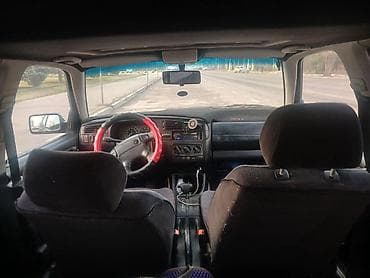 r17 4100: Volkswagen Golf: 1994 г., Ручные, Хэтчбэк — 4