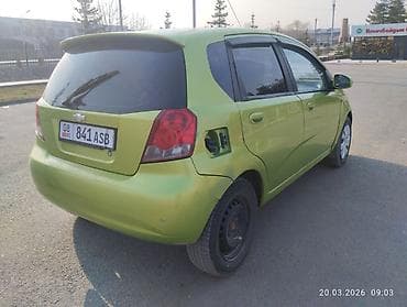 210 cdi: Chevrolet Aveo: 2004 г., 1.4 л, Механика, Бензин, Хэтчбэк — 4